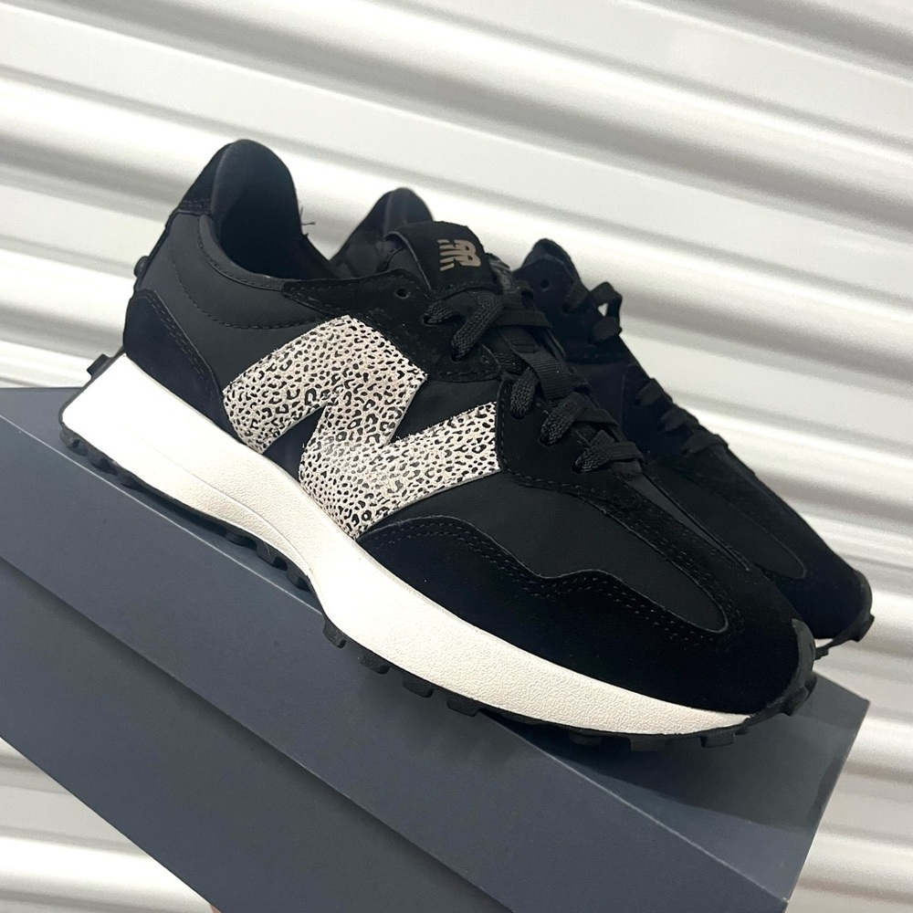 New Balance 327 Animal Print Logo Casual Women Sneakers Black Leopard various sz - Picture 7 of 11